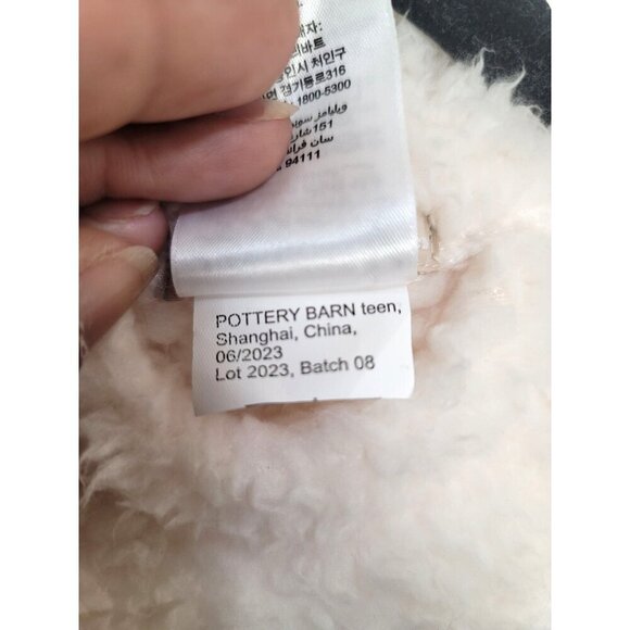 Pottery Barn Teen Hooded Plush Fleece Bathrobe Belt & Pockets - Picture 11 of 13